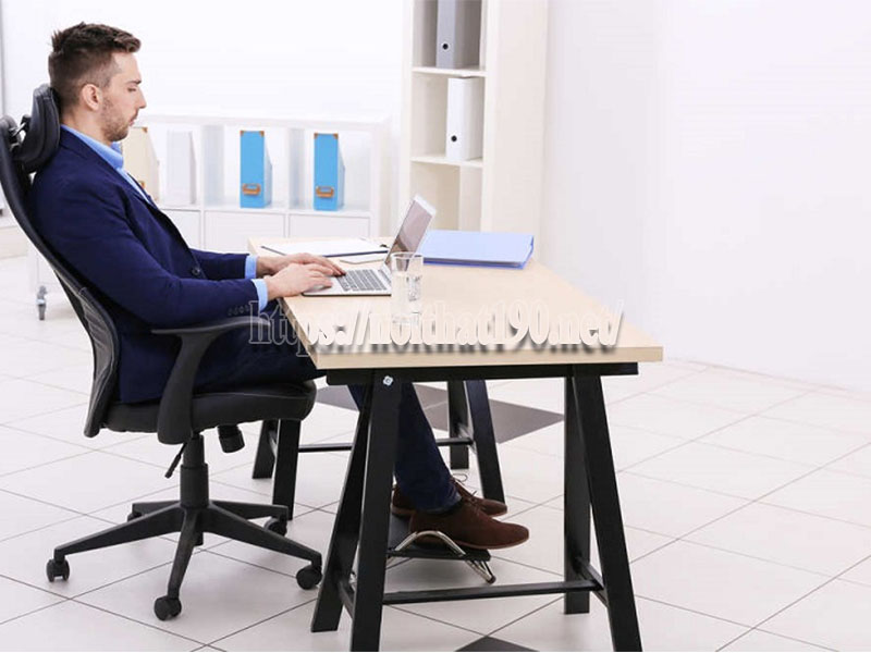 ghế văn phòng hỗ trợ thắt lưng