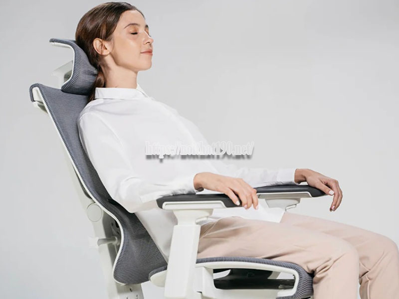 Lợi ích ghế Ergonomic với dân văn phòng