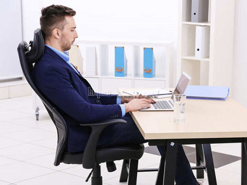 Hậu quả của việc ngồi ghế không đúng chuẩn